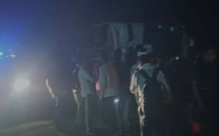 भोपाल से बालाघाट जा रही सूत्र सेवा बस पलटी, एक यात्री की मौत और 10 घायल; हाइवे के गड्ढे के कारण हुआ हादसा