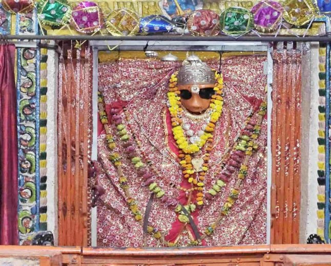 डकैतों के आतंक से लेकर चमत्कारी मान्यताओं तक, जानिए शिवपुरी के प्रसिद्ध बलारी माता मंदिर का इतिहास