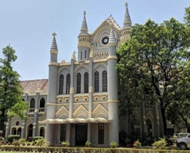 शिक्षकों की पहली नियुक्ति तिथि से मिलेगी वरिष्ठता और एरियर्स? हाई कोर्ट में 23 नवंबर को अगली सुनवाई
