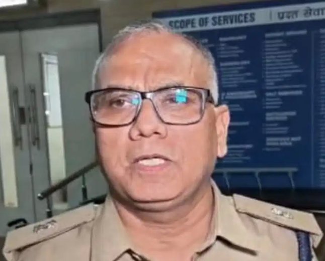 एमआईजी क्षेत्र में गरबा आयोजन के दौरान रास्ते के विवाद में चली गोली, रिटायर्ड फौजी गिरफ्तार
